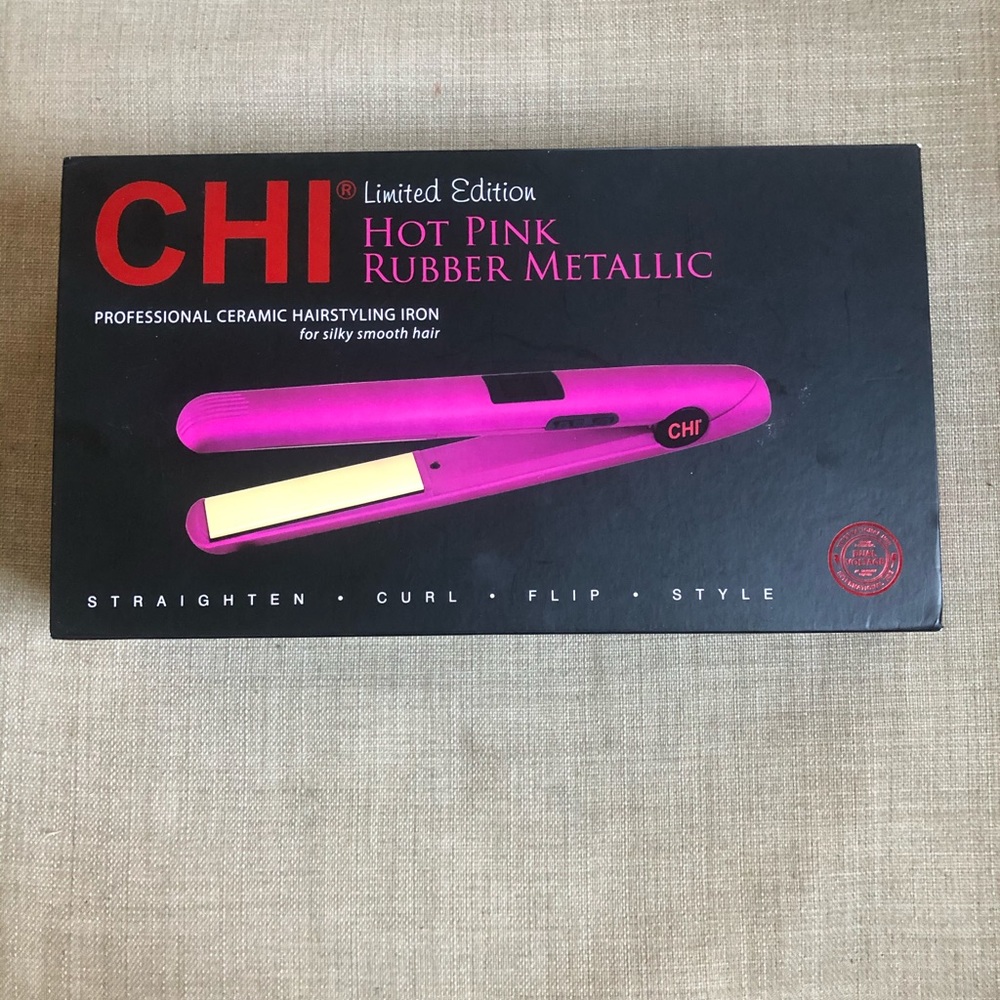 CHI hair straightener